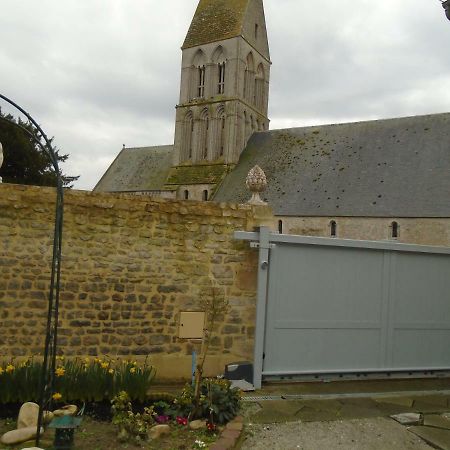 Vila La Colombe Formigny Exteriér fotografie
