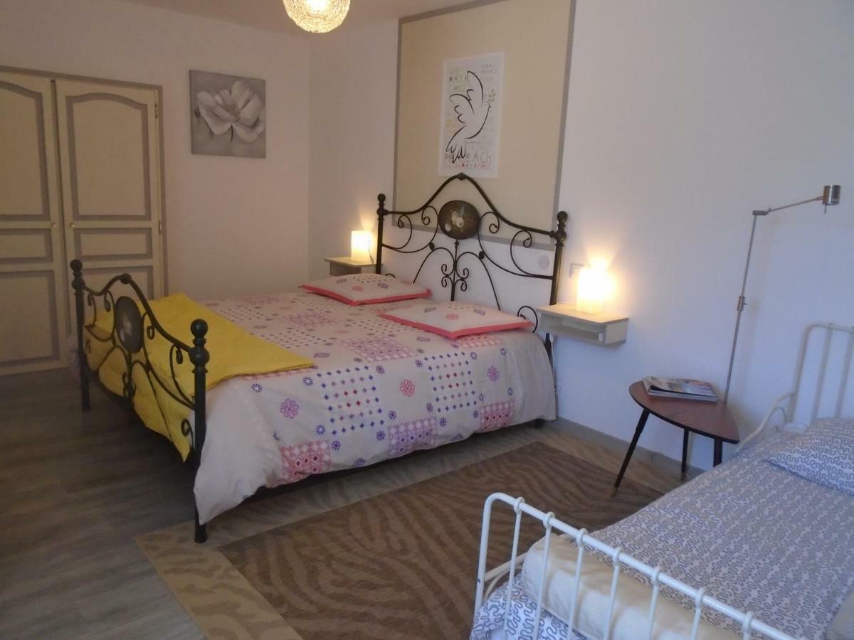 Vila La Colombe Formigny Exteriér fotografie