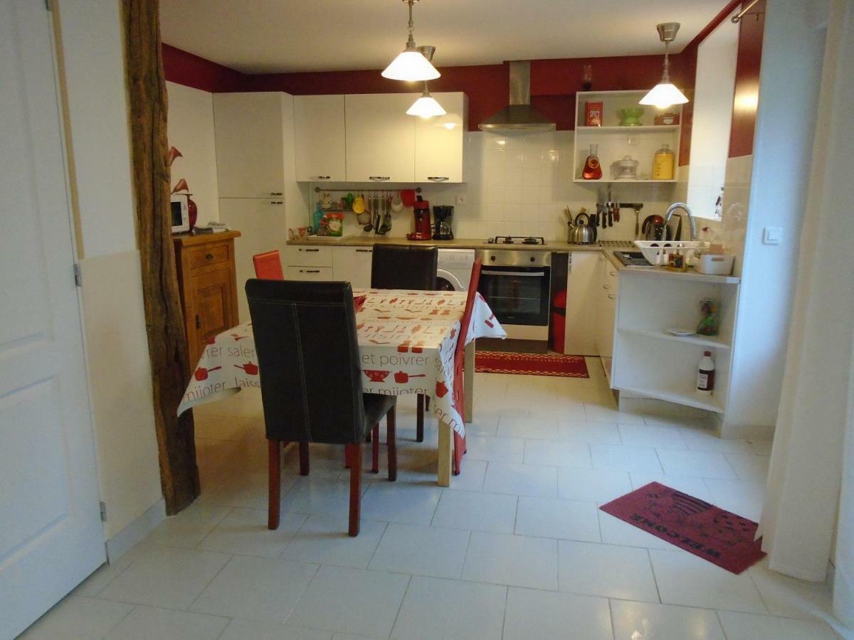 Vila La Colombe Formigny Exteriér fotografie