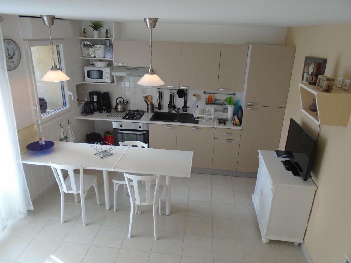 Vila La Colombe Formigny Exteriér fotografie